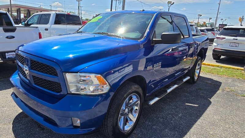 ram ram 1500 pickup 2017 3C6RR7KT3HG617873 image ram ram 1500 pickup 2017 3C6RR7KT3HG617873 image